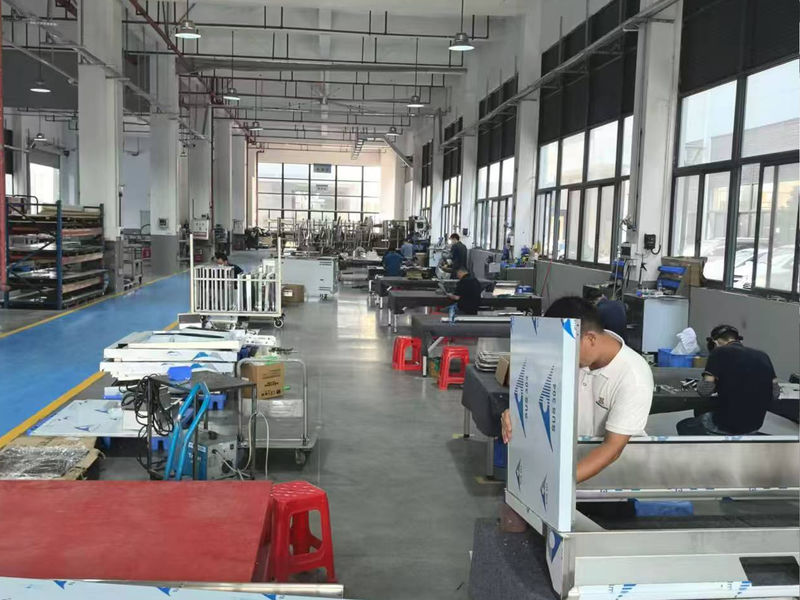 Shenzhen Smart Kitchen Digital Electric Appliances Co., Ltd productielijn van de fabrikant