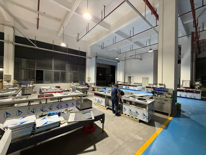 Shenzhen Smart Kitchen Digital Electric Appliances Co., Ltd productielijn van de fabrikant
